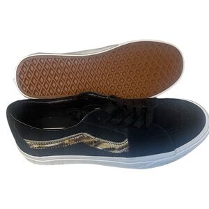 Vans Black Soft Suede Sk8-Low Tiger Side Stripes Print Sneakers 7M/ 8.5W